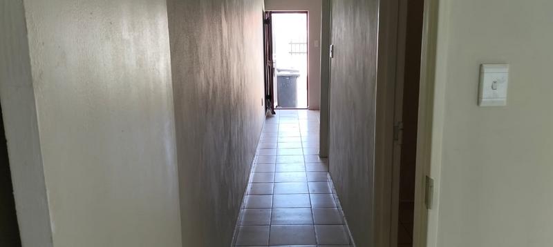 To Let 2 Bedroom Property for Rent in Malibu Village Western Cape